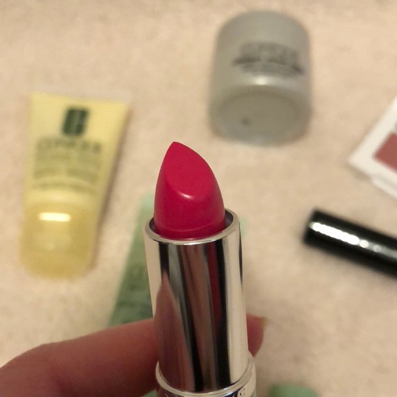 Clinique makeup 💄 - Picture 6 of 7